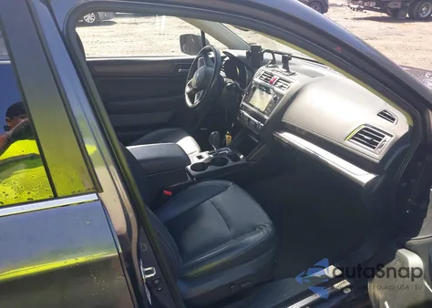 2015 Subaru Outback 2.5I Limited z USA, uszkodzony, nr VIN 4S4BSBNCXF3316607